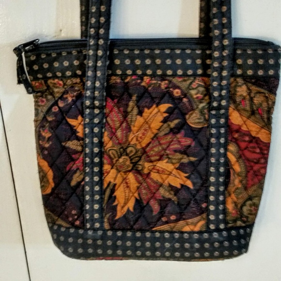 Misty Harbor Signature Brown Paisley Quilted Tote Bag - Picture 3 of 8